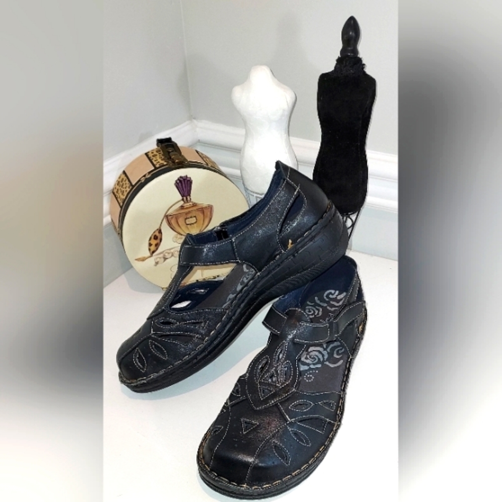 Prophet Leather Upper WSA003L Jenna Closed Toe Sandals